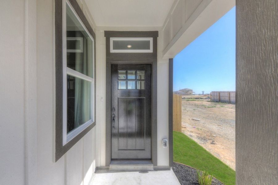 Representative exterior details of a home built from the Big Bend by Hakes Brothers in Highland Ridge, New Braunfels (Image 3). Representative exterior details of a home built from the Big Bend by Hakes Brothers in Highland Ridge, New Braunfels (Image 3).