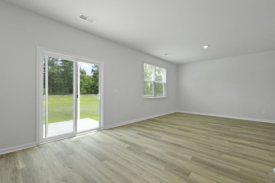 Spacious, unfurnished interior of a new home in Pineview North, Summerville (Image 31).