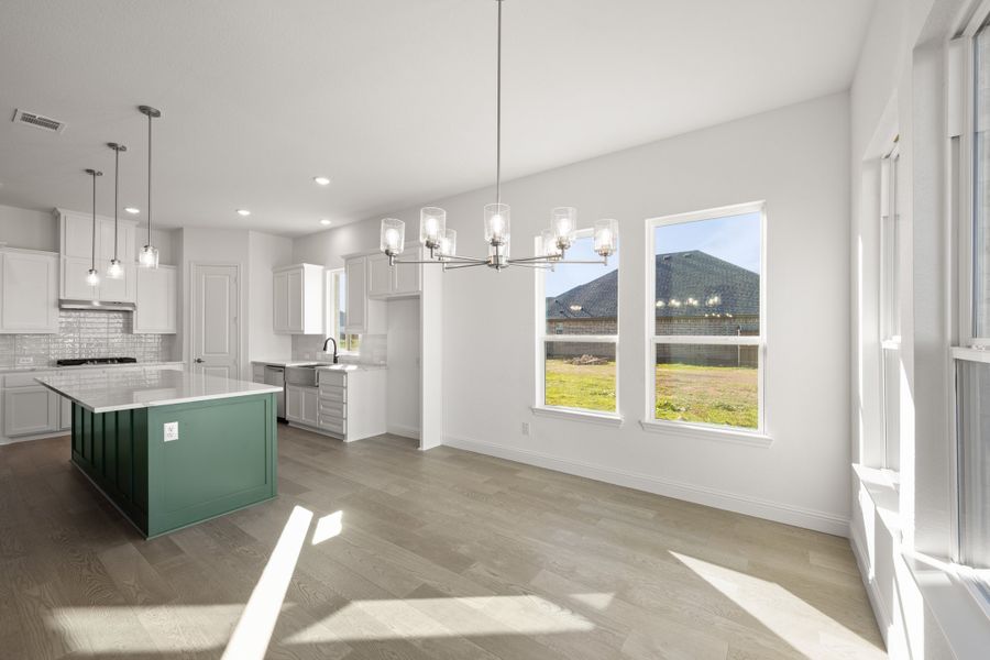 Spacious, unfurnished interior of a new home in Timberbrook, Justin (Image 16).