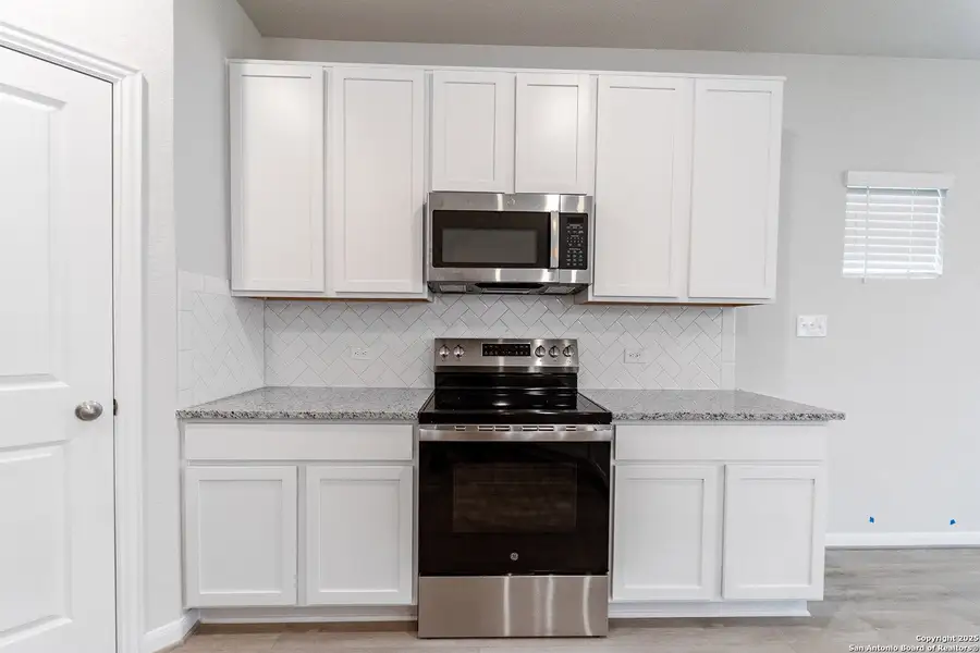 Furnished interior view inside a new home in Cloud Country, New Braunfels (Image 7).