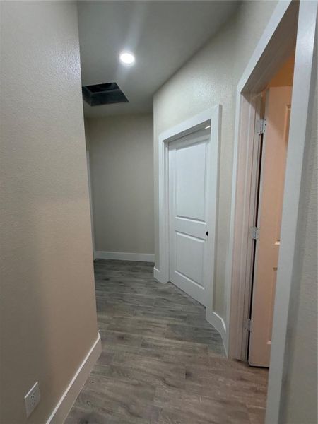 Spacious, unfurnished interior of a new home in , Conroe (Image 18).