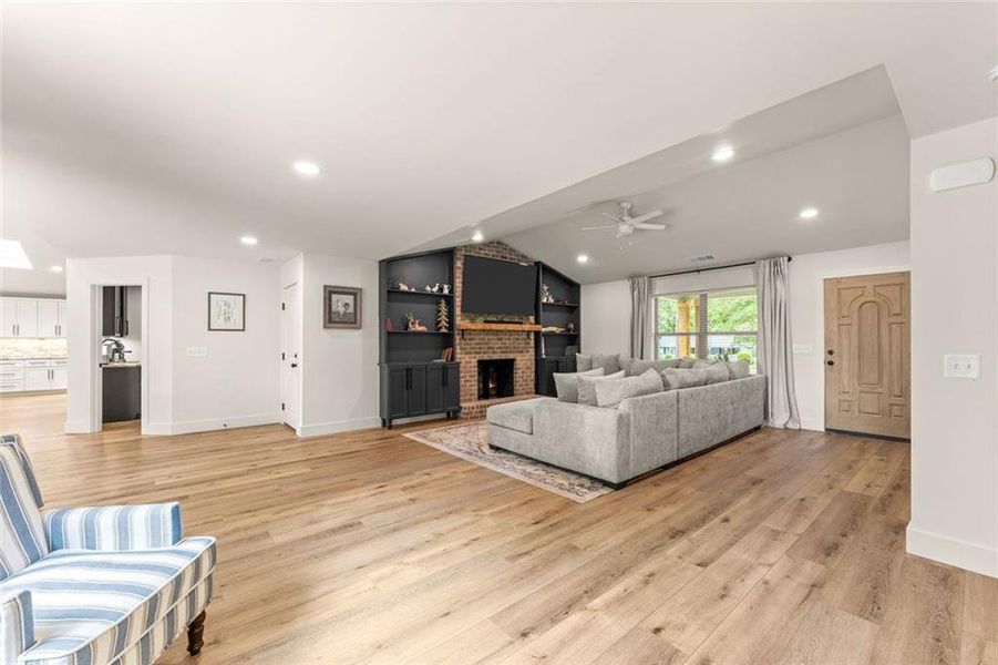 Furnished interior view inside a new home in , Jefferson (Image 13).
