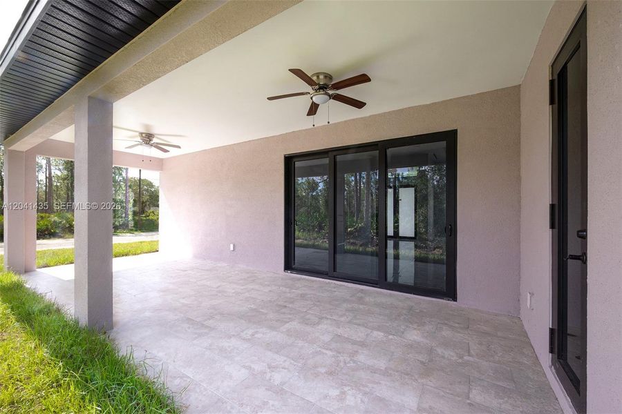 Exterior details and patio area of a home in , Lehigh Acres (Image 3).