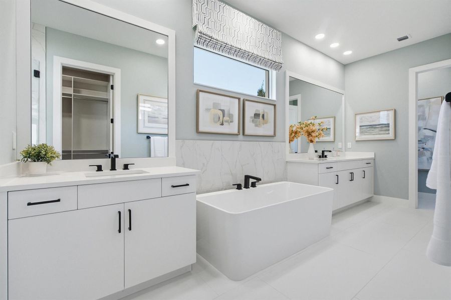 Spacious, unfurnished interior of a new home in The Strand, Vero Beach (Image 33).