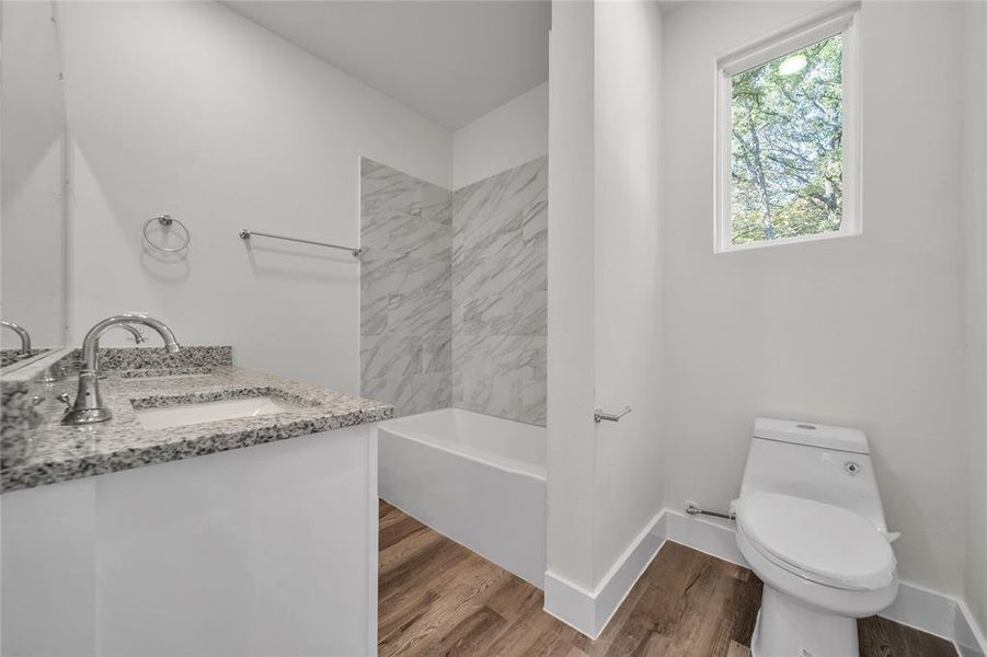 Furnished interior view inside a new home in , Scurry (Image 6).