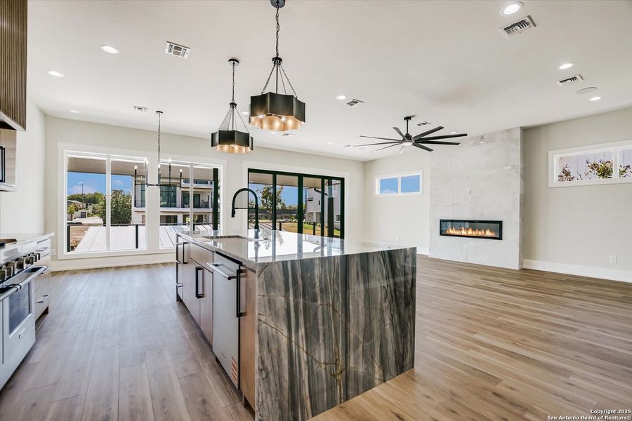 Furnished interior view inside a new home in , Kingsland (Image 5).
