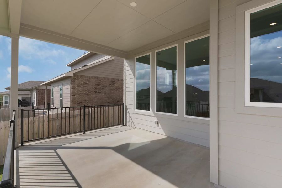 Representative exterior details of a home built from the Peyton by Chesmar Homes in Crescent Bluff, Georgetown (Image 3).