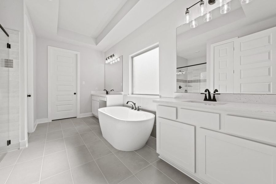 Representative image. Features, specifications, selections and colors may vary. Representative image. Features, specifications, selections and colors may vary.