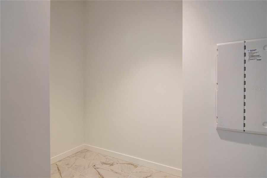 Spacious, unfurnished interior of a new home in , St. Petersburg (Image 18).