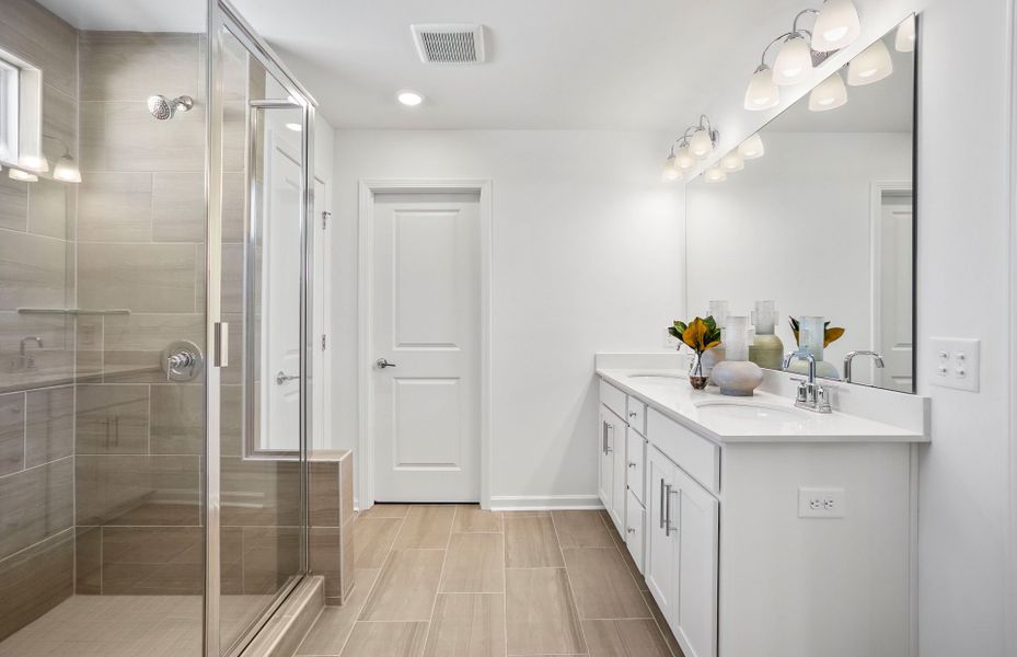Representative furnished interior of a home built from the Marshall by Pulte Homes in Riverstone, Monroe (Image 43).