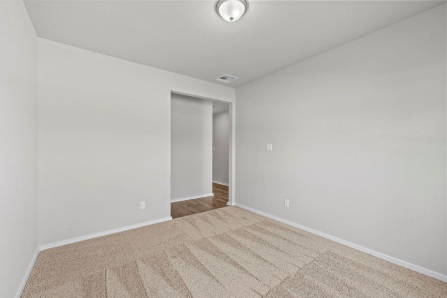 Spacious, unfurnished interior of a new home in Laurel Landing, Alvin (Image 24). Spacious, unfurnished interior of a new home in Laurel Landing, Alvin (Image 24).