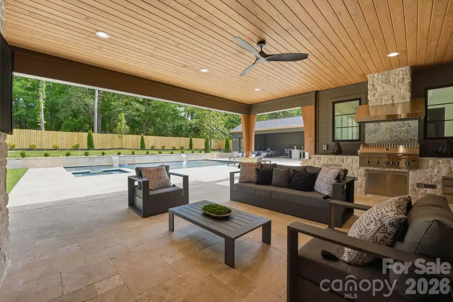 Exterior details and patio area of a home in , Charlotte (Image 4).