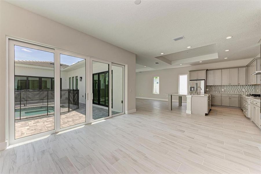 Spacious, unfurnished interior of a new home in Aqua Single Family Homes, Bradenton (Image 26).