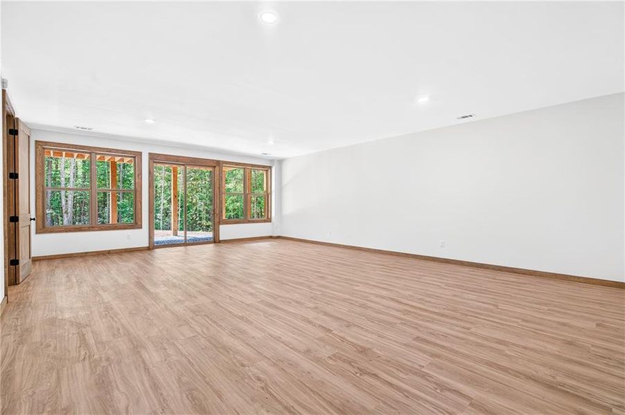 Spacious, unfurnished interior of a new home in , Ellijay (Image 53).