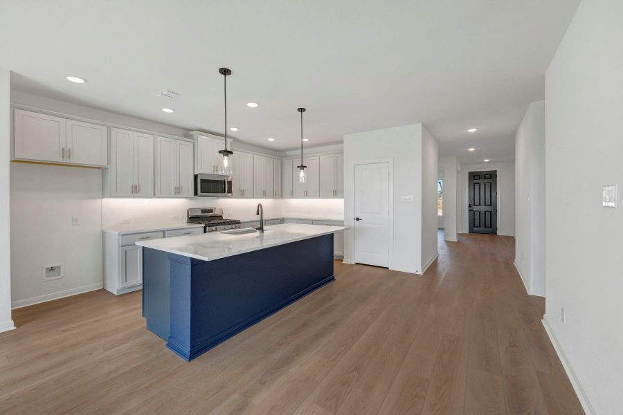 Furnished interior view inside a new home in Beacon Point at Lago Mar 50’ Homesites, Texas City (Image 10).