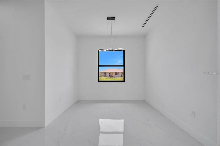 Spacious, unfurnished interior of a new home in , Lehigh Acres (Image 18).