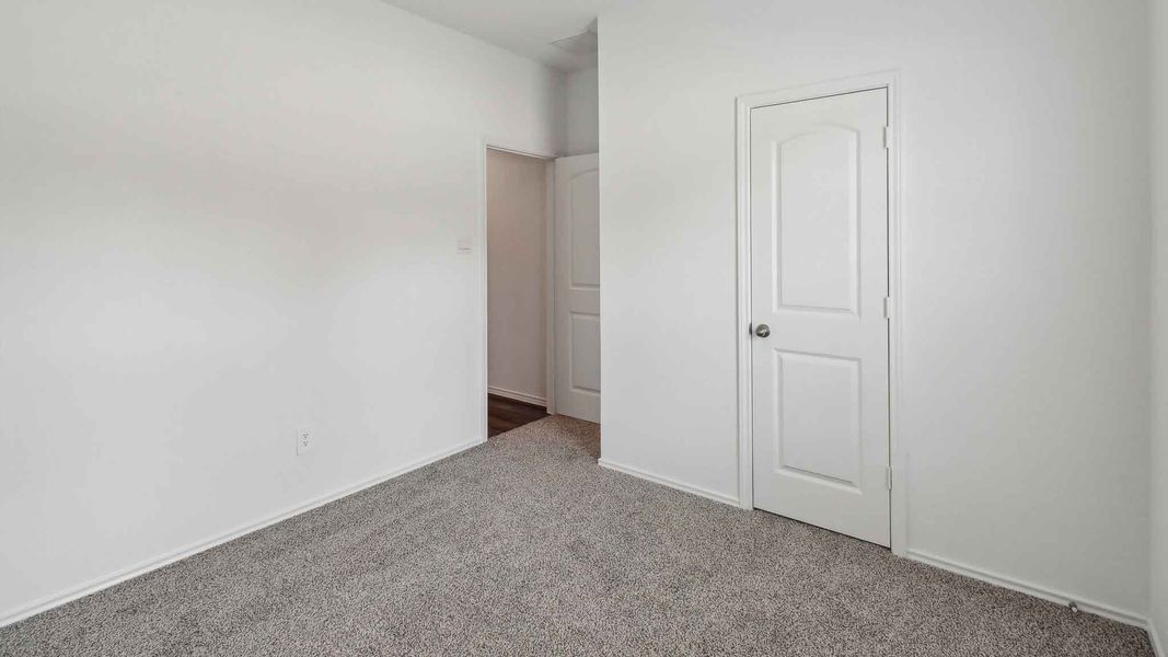 Spacious, unfurnished interior of a new home in Grand Pines, Magnolia (Image 17).