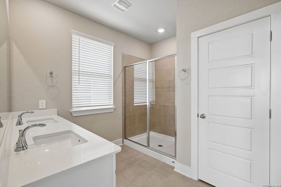 Furnished interior view inside a new home in Legendary Trails - Premier Series, Cibolo (Image 9). Furnished interior view inside a new home in Legendary Trails - Premier Series, Cibolo (Image 9).