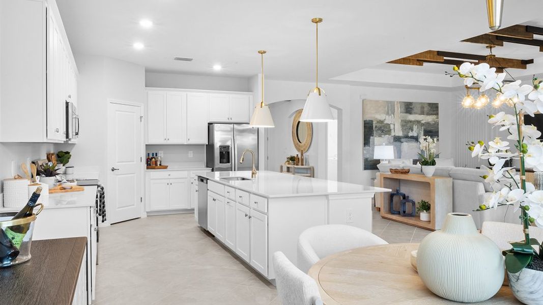 2444 Summerville II Kitchen 1of3 Base4