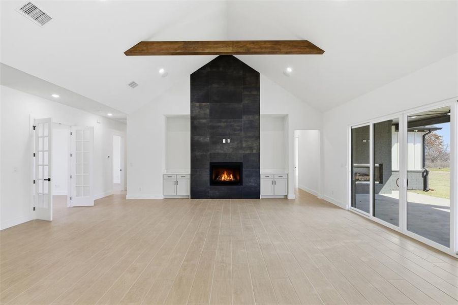 Spacious, unfurnished interior of a new home in , Fort Worth (Image 15). Spacious, unfurnished interior of a new home in , Fort Worth (Image 15).