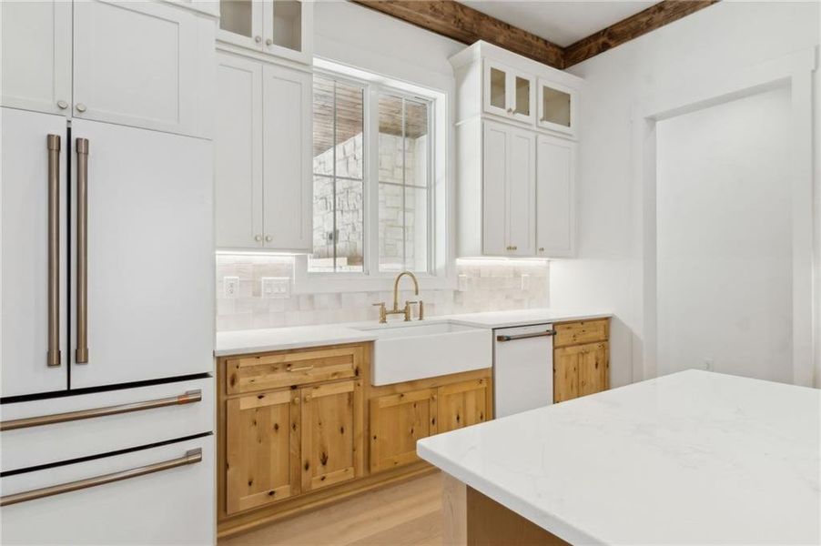 Furnished interior view inside a new home in , Dallas (Image 5). Furnished interior view inside a new home in , Dallas (Image 5).