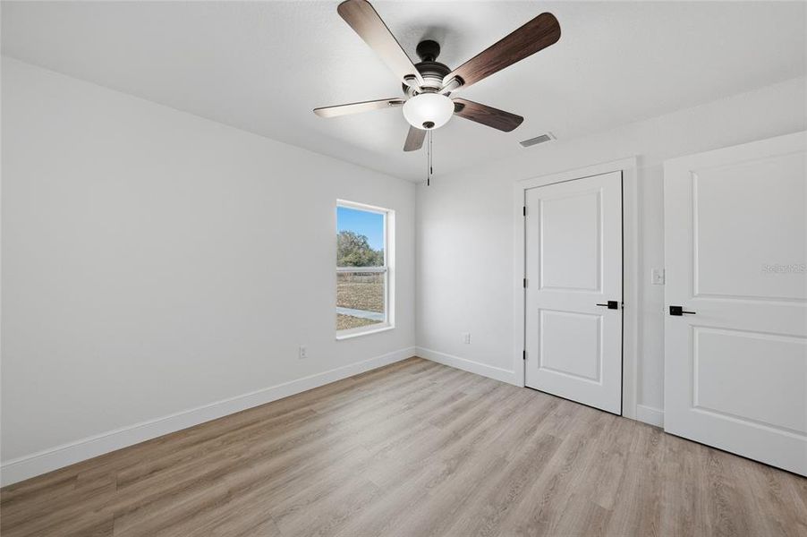 Spacious, unfurnished interior of a new home in , Arcadia (Image 28).