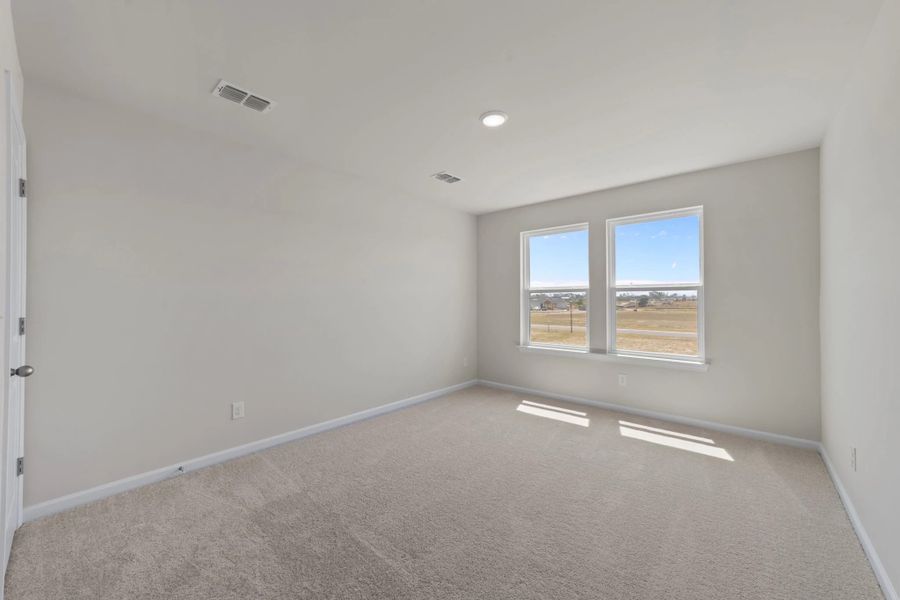 Spacious, unfurnished interior of a new home in Blue Heron Retreat, Little River (Image 20).