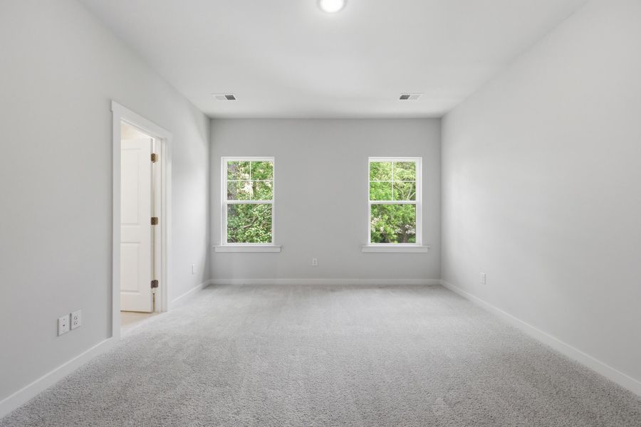 Spacious, unfurnished interior of a new home in Rhetts Cove, Johns Island (Image 28). Spacious, unfurnished interior of a new home in Rhetts Cove, Johns Island (Image 28).