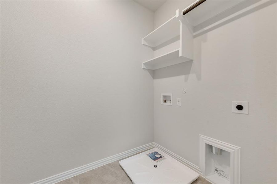 Spacious, unfurnished interior of a new home in Walden Pond, Forney (Image 25). Spacious, unfurnished interior of a new home in Walden Pond, Forney (Image 25).