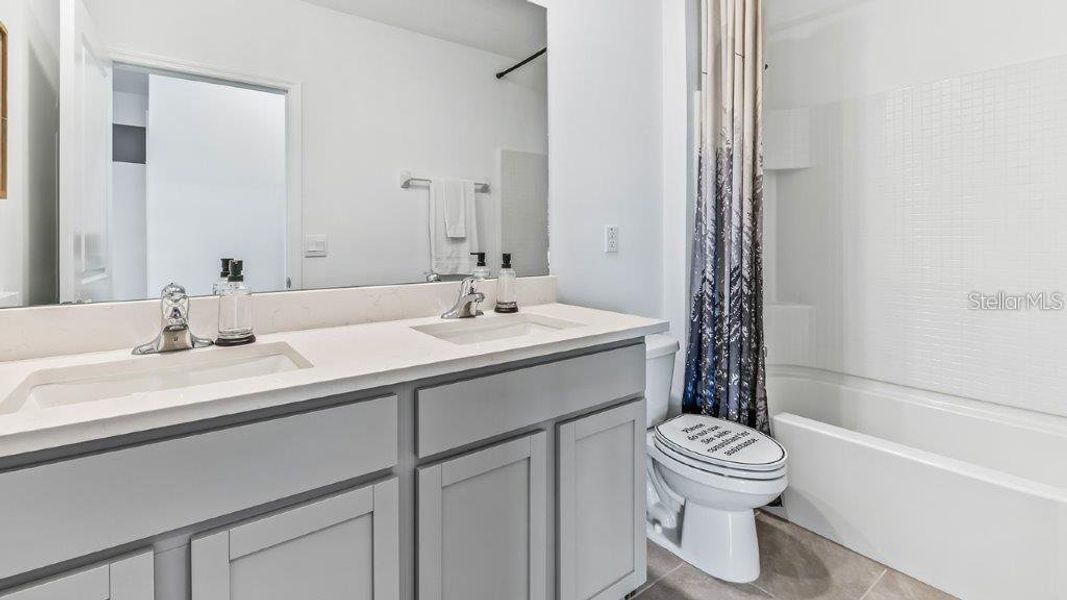 Furnished interior view inside a new home in , Land O' Lakes (Image 8).