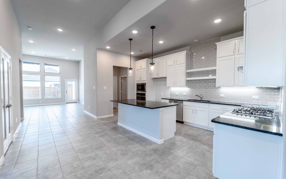 Image 43 of a home in Solterra. Image 43 of a home in Solterra.