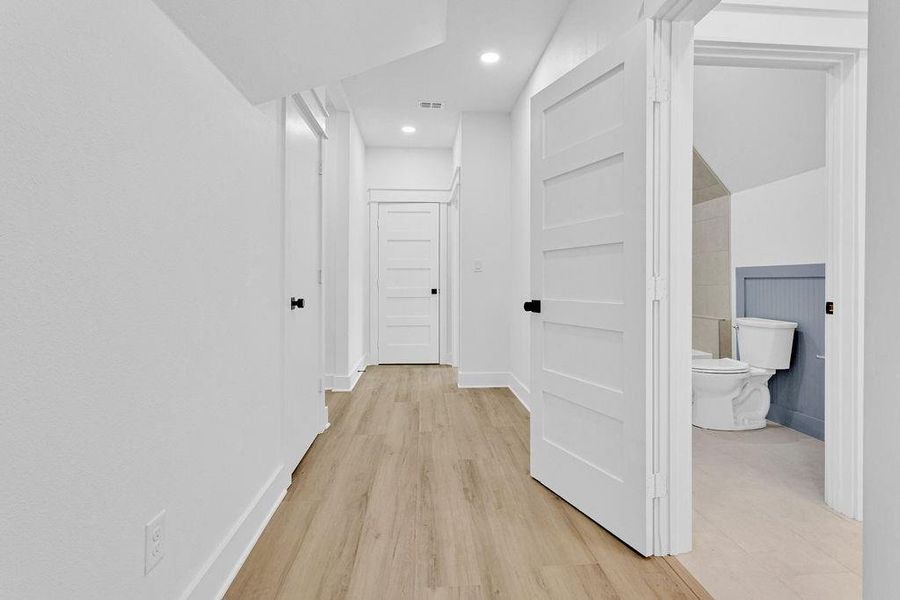 Spacious, unfurnished interior of a new home in , Hideaway (Image 21).