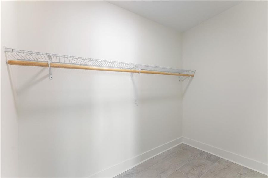 Spacious, unfurnished interior of a new home in , Gainesville (Image 55).