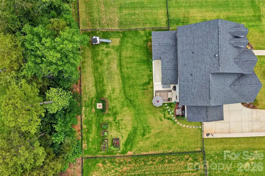 Image 35 of a home in .