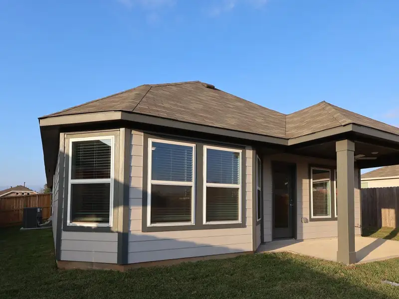 Exterior details and patio area of a home in Moran Ranch, Willis (Image 3).