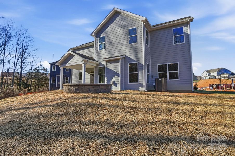 Exterior details and patio area of a home in Robinson Oaks, Gastonia (Image 3).