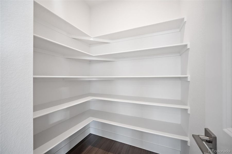 Spacious, unfurnished interior of a new home in Jackson Creek, Monument (Image 25).