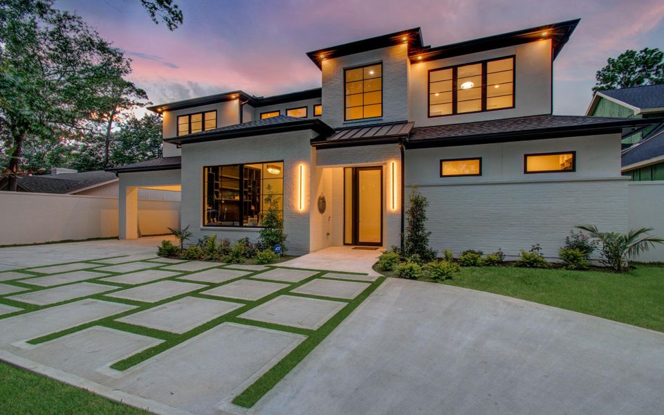 Image 42 of a home in .