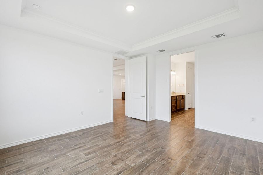 Spacious, unfurnished interior of a new home in Del Webb Fulshear, Fulshear (Image 23).