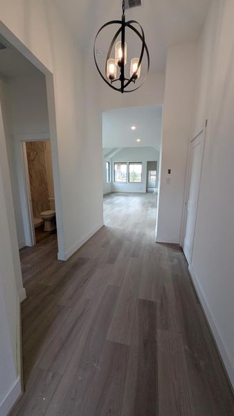 Spacious, unfurnished interior of a new home in Artavia, Conroe (Image 14).