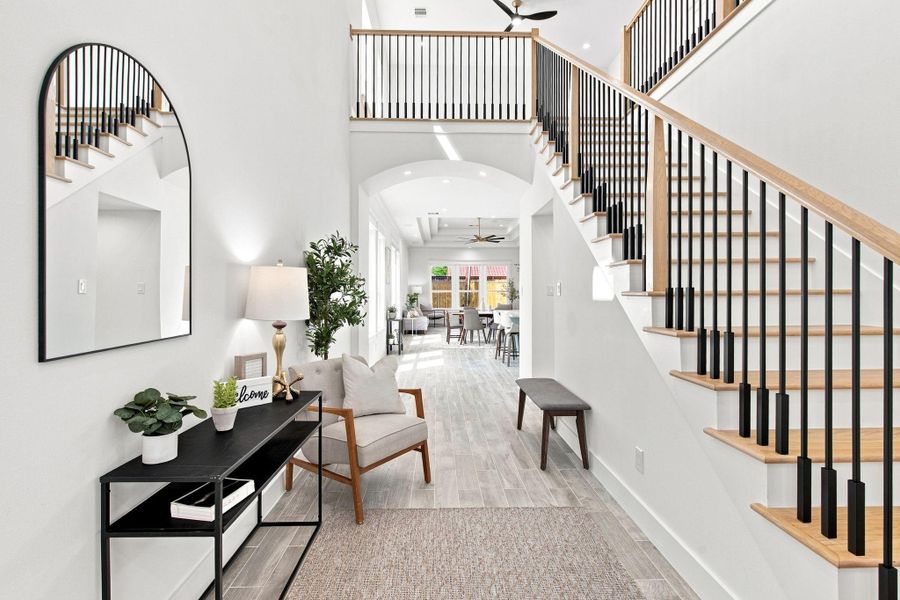 Looking for your dream home, inside the loop! In the East End/ Idylwood