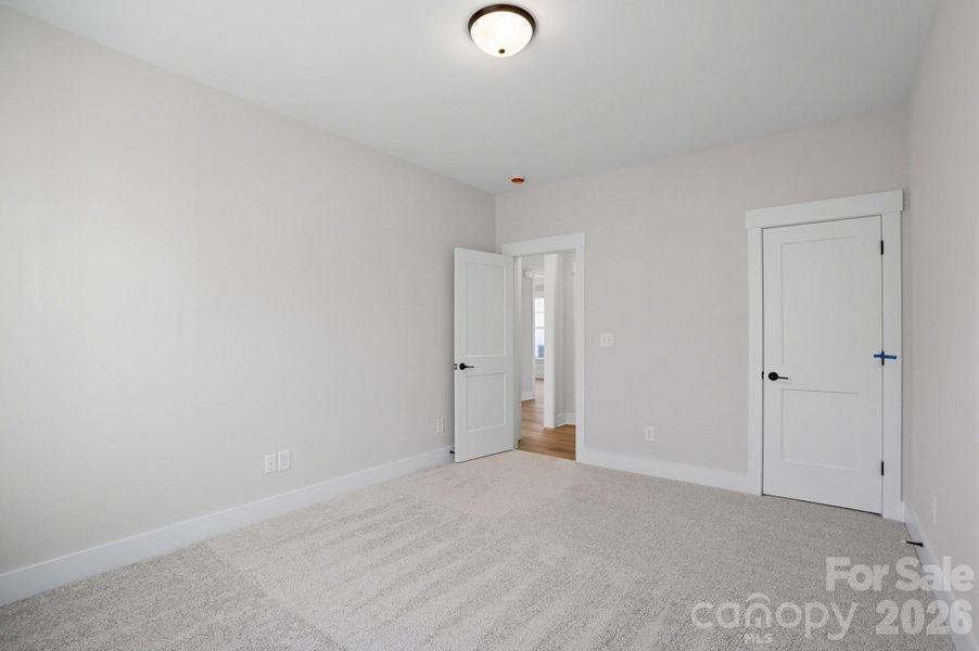 Spacious, unfurnished interior of a new home in Rone Creek, Waxhaw (Image 45).