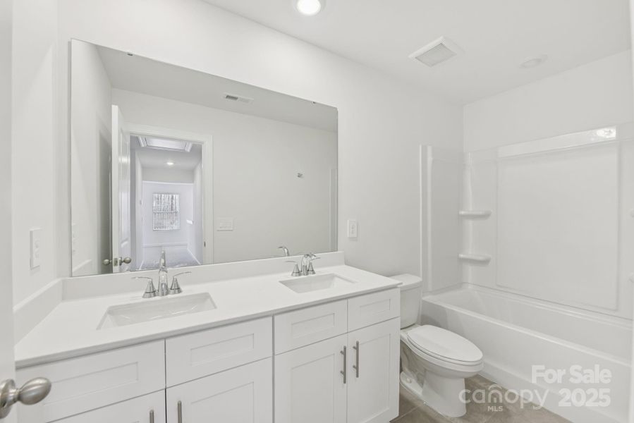 Furnished interior view inside a new home in Nelson's Creek, Mocksville (Image 6).
