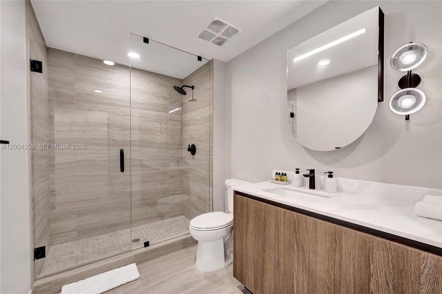 Furnished interior view inside a new home in , Miami Beach (Image 11).