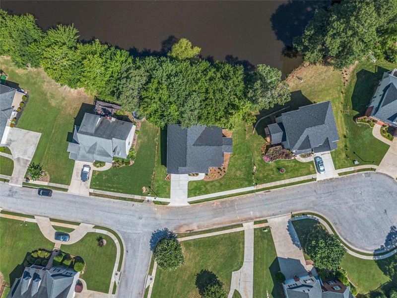 Image 32 of a home in .