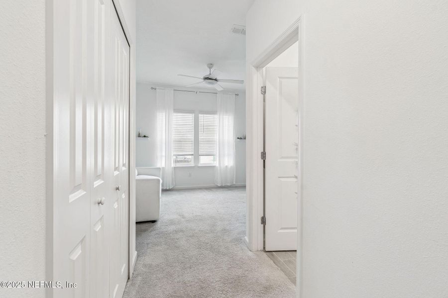 Spacious, unfurnished interior of a new home in Amelia Walk, Fernandina Beach (Image 20).