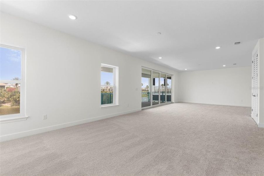 Spacious, unfurnished interior of a new home in , Palm Coast (Image 54).