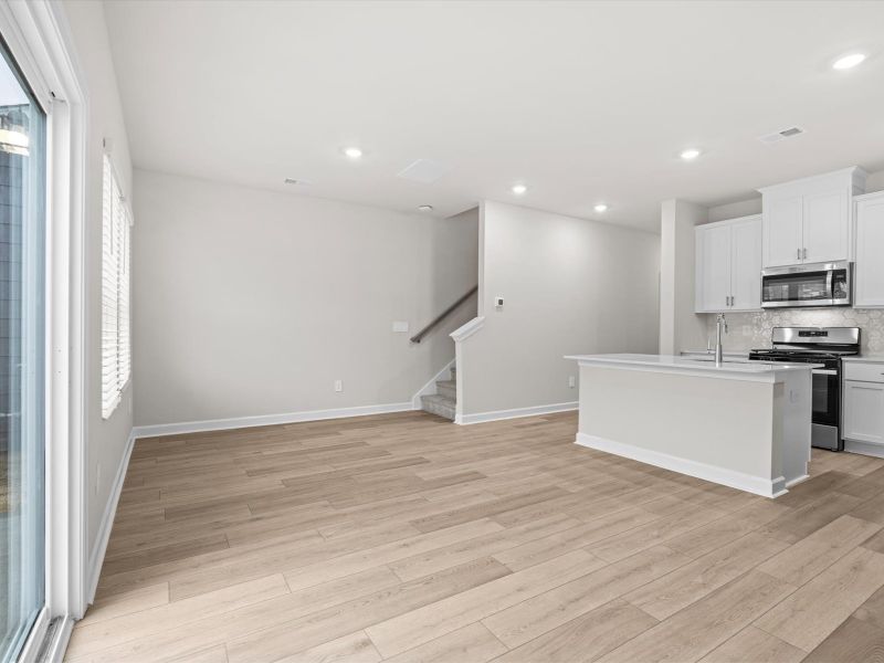 Spacious, unfurnished interior of a new home in Crossing at Abner Creek Townes, Greer (Image 13).