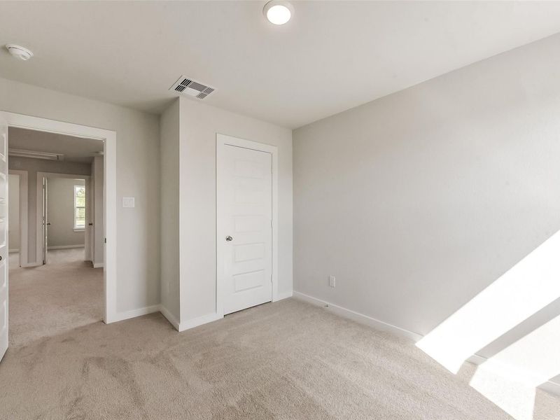 Spacious, unfurnished interior of a new home in The Villages at WestPointe, Dayton (Image 41).