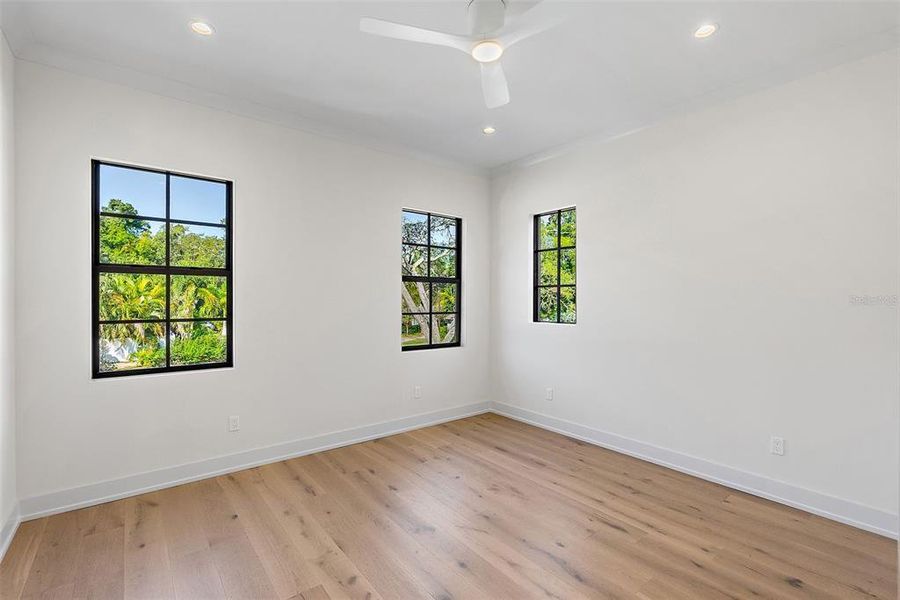 Spacious, unfurnished interior of a new home in , St. Petersburg (Image 51). Spacious, unfurnished interior of a new home in , St. Petersburg (Image 51).